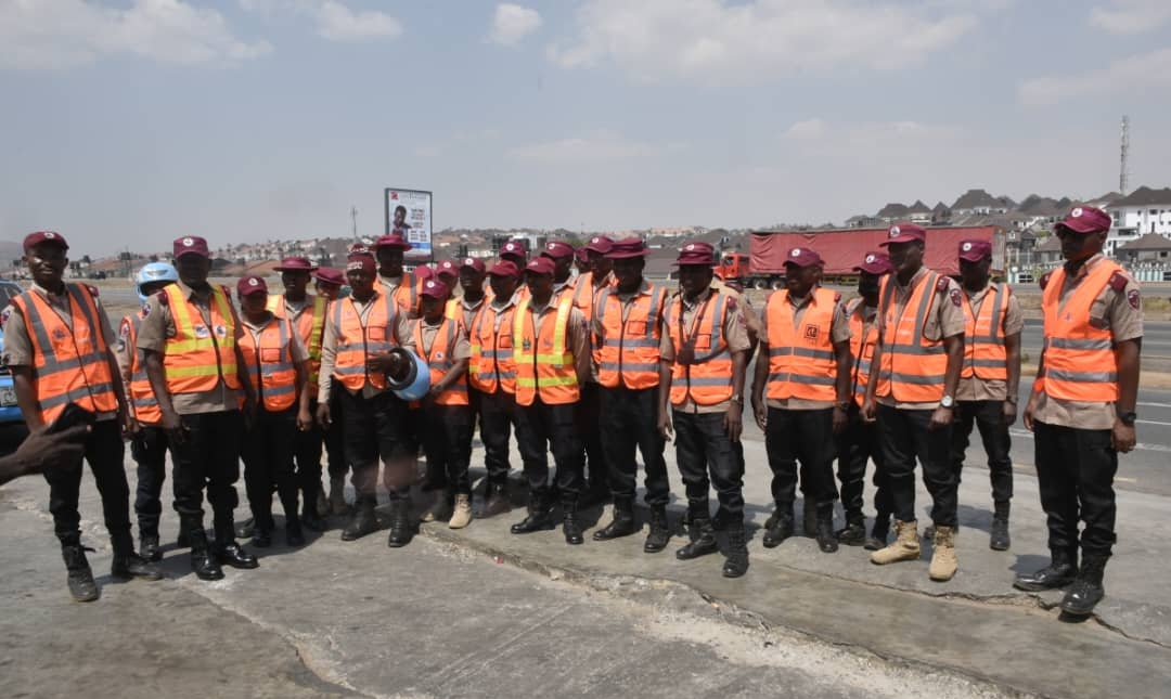 FRSC BEGINS “OPERATION SAFE KUGBO” WITH ENFORCEMENT OF RESTRICTION ON ARTICULATED VEHICLES DURING PEAK HOURS
